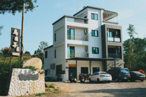 Life With Bird Homestay
